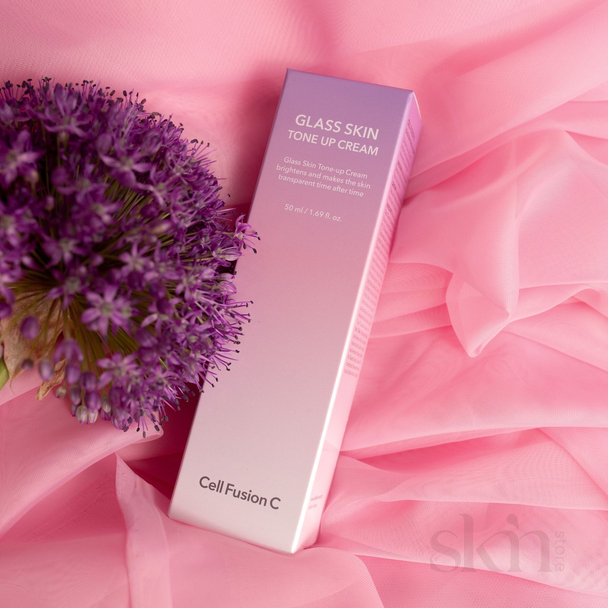 Opakowanie kremu Cell Fusion C Glass Skin Tone Up Cream