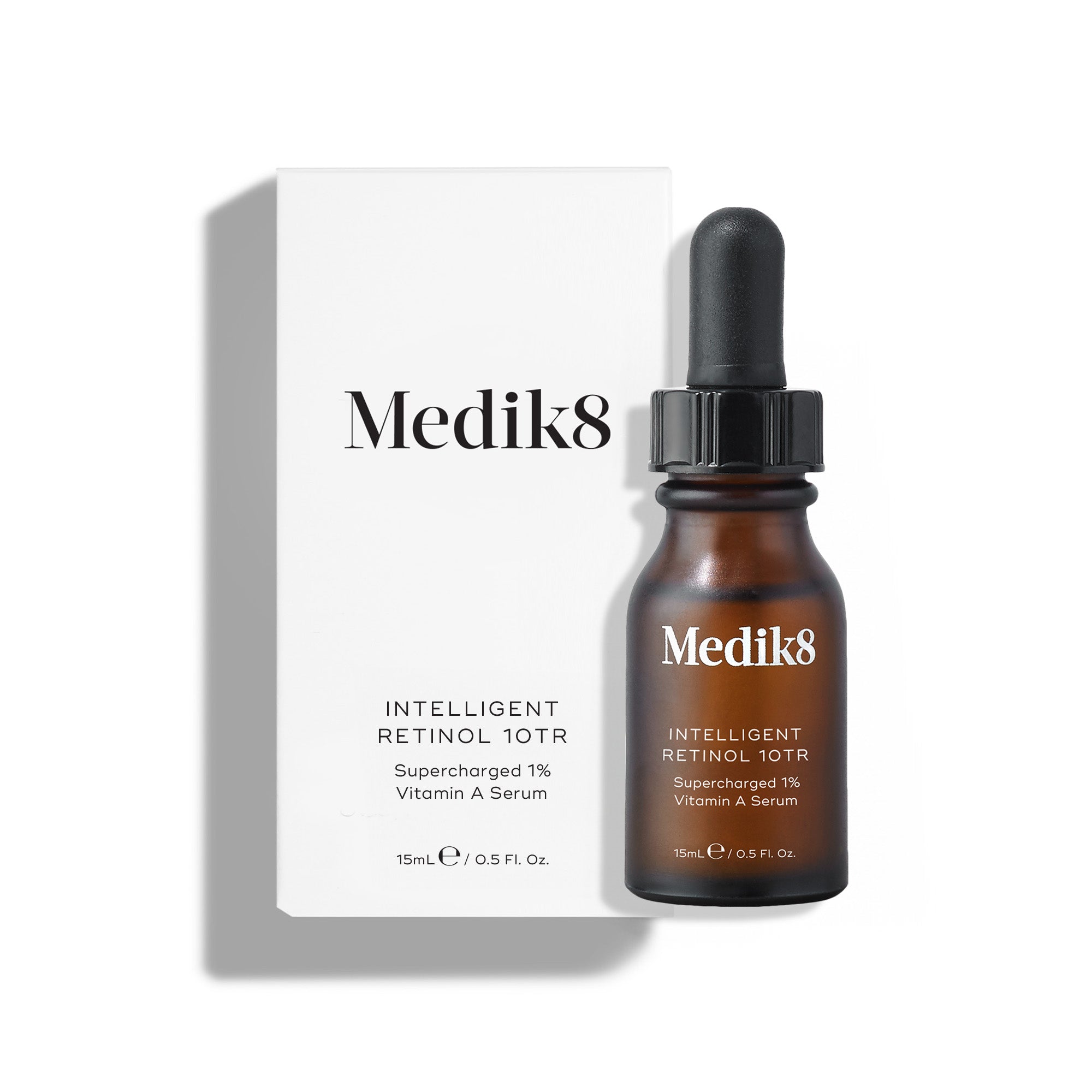 Serum i opakowanie Medik8 Intelligent Retinol 10TR